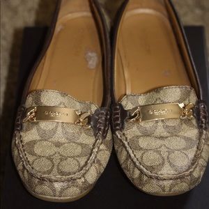 Coach flats